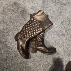 Charter Club Black Quilted Heeled Boots